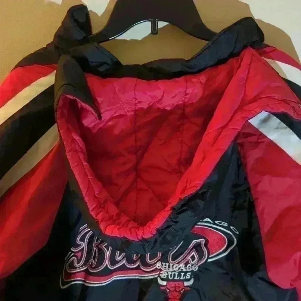 Vintage Logo 7 Chicago Bulls Youth large winter jacket - Picture 10 of 10